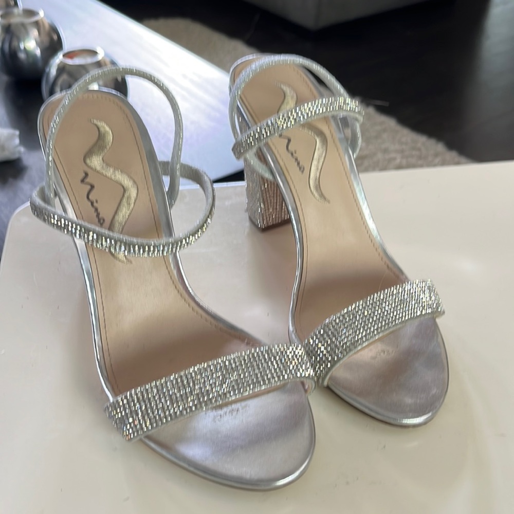 Size 7 rhinestone heel from Nina